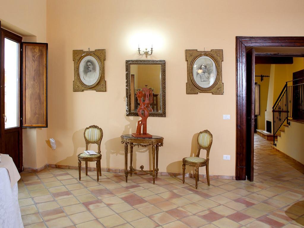Palazzo Madeo - Residenza D'Epoca Bed & Breakfast Crosia Eksteriør bilde