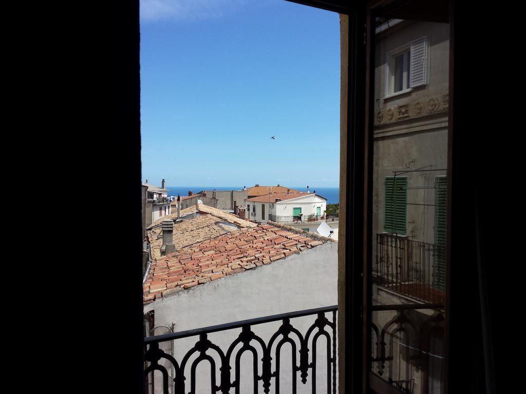 Palazzo Madeo - Residenza D'Epoca Bed & Breakfast Crosia Eksteriør bilde