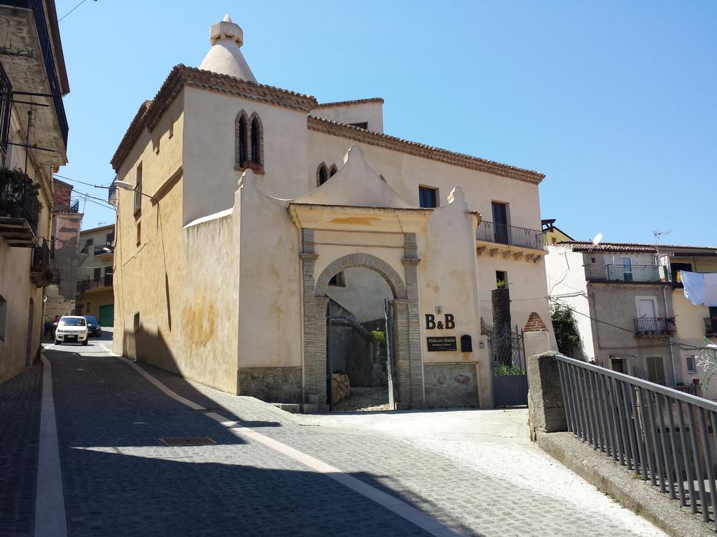 Palazzo Madeo - Residenza D'Epoca Bed & Breakfast Crosia Eksteriør bilde