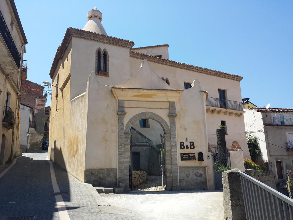 Palazzo Madeo - Residenza D'Epoca Bed & Breakfast Crosia Eksteriør bilde