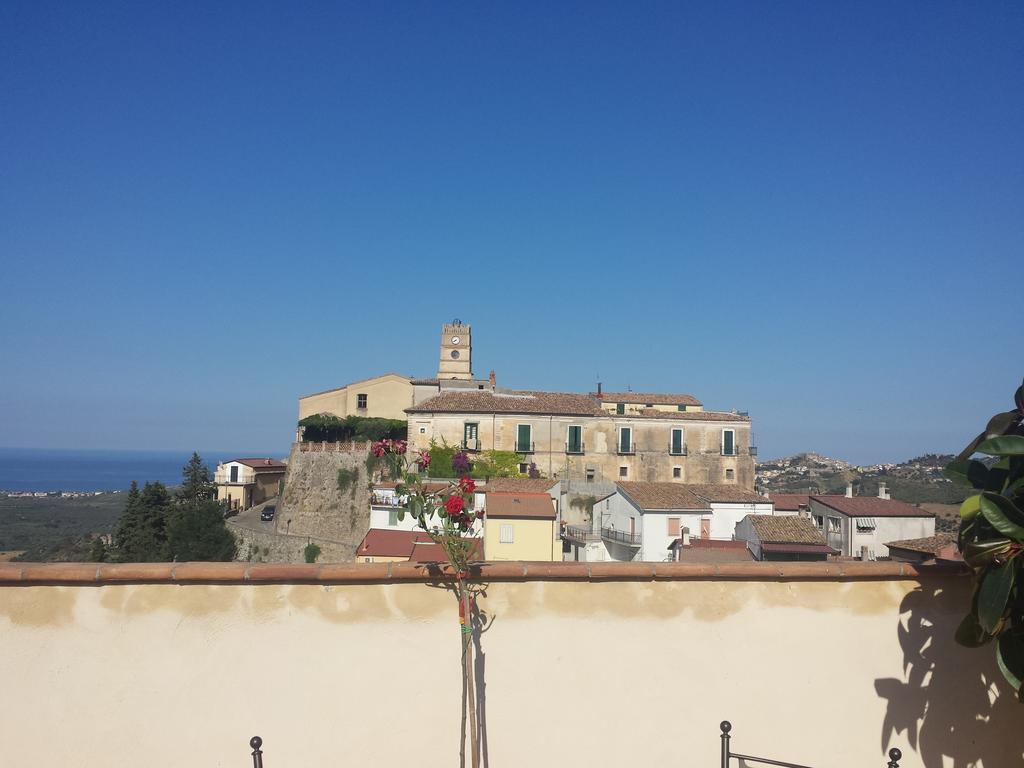 Palazzo Madeo - Residenza D'Epoca Bed & Breakfast Crosia Eksteriør bilde