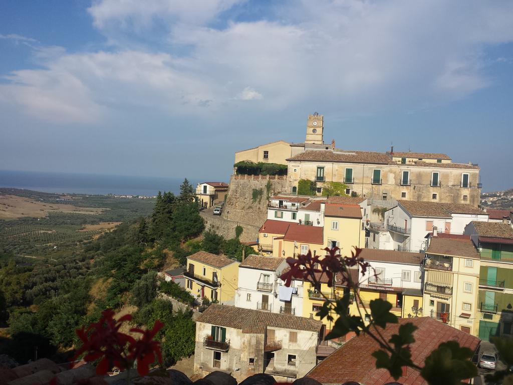 Palazzo Madeo - Residenza D'Epoca Bed & Breakfast Crosia Eksteriør bilde