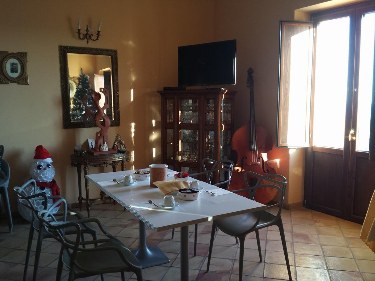 Palazzo Madeo - Residenza D'Epoca Bed & Breakfast Crosia Eksteriør bilde