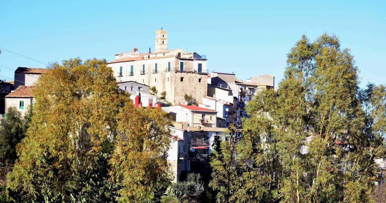 Palazzo Madeo - Residenza D'Epoca Bed & Breakfast Crosia Eksteriør bilde
